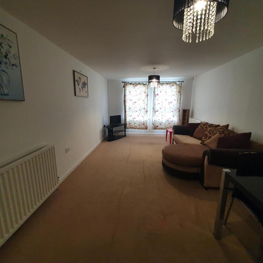 2-Bedroom Back Hilton Area Apartment - Ground Floor, Aberdeen City Center Exteriér fotografie